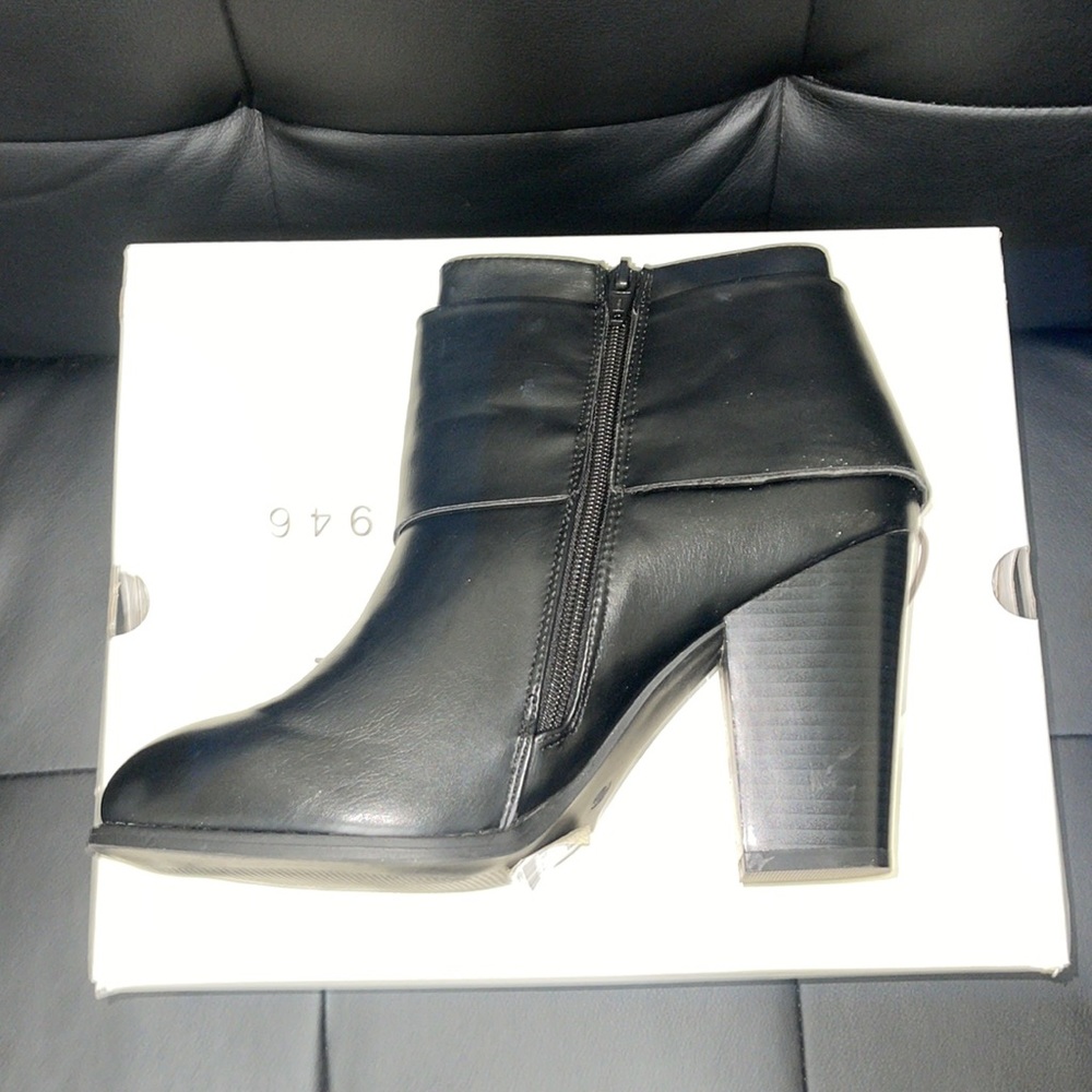 C Comfort EST 1946 Womens Size 10 Black Leather Boots - Picture 6 of 12